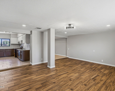 9425 Gschwind Street - Photo Thumbnail 17