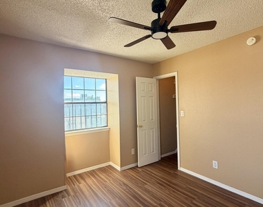 10818 Ivanhoe Drive - Photo Thumbnail 29