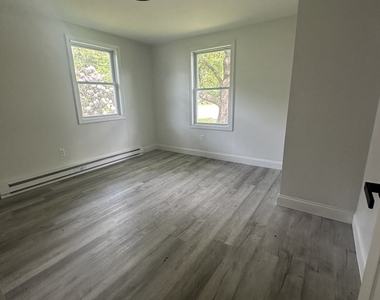 432 Church Street - Photo Thumbnail 5
