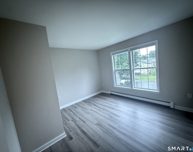 36 Southwind Drive - Photo Thumbnail 4