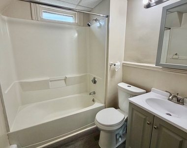 128 Dwight Street - Photo Thumbnail 5