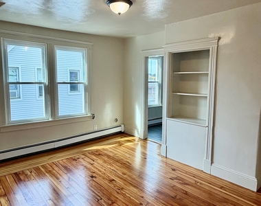 128 Dwight Street - Photo Thumbnail 4