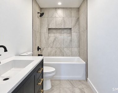 249 B New Haven Avenue - Photo Thumbnail 13