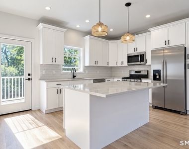 249 B New Haven Avenue - Photo Thumbnail 1