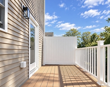 249 B New Haven Avenue - Photo Thumbnail 7