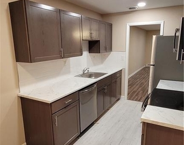 9 Debra Court - Photo Thumbnail 5