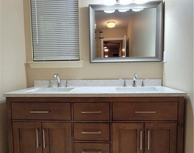9 Debra Court - Photo Thumbnail 9