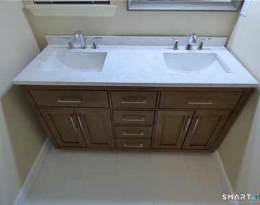 9 Debra Court - Photo Thumbnail 30