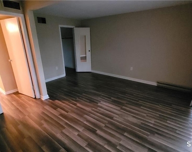 9 Debra Court - Photo Thumbnail 14