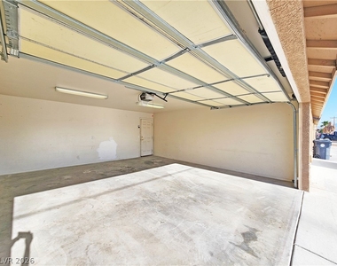 1120 Red Butte Street - Photo Thumbnail 5