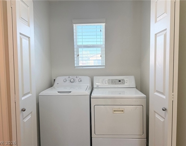 233 Belmont Canyon Place - Photo Thumbnail 13
