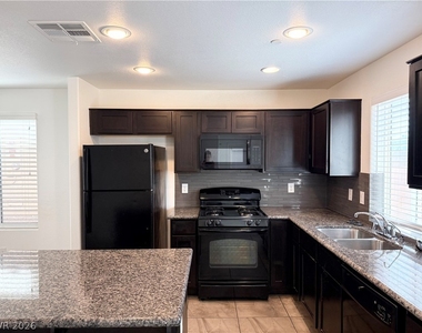 233 Belmont Canyon Place - Photo Thumbnail 6