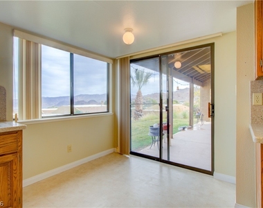 545 Tara Court - Photo Thumbnail 9