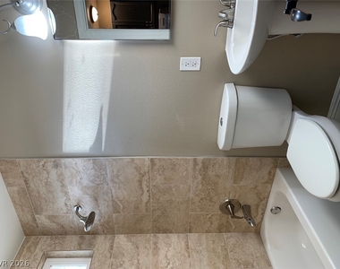 1208 Toledo Street - Photo Thumbnail 8