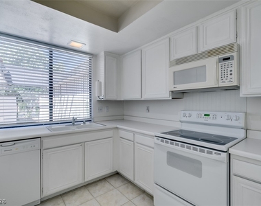 3452 Pino Circle - Photo Thumbnail 25
