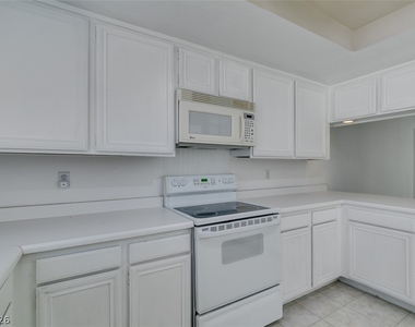 3452 Pino Circle - Photo Thumbnail 27