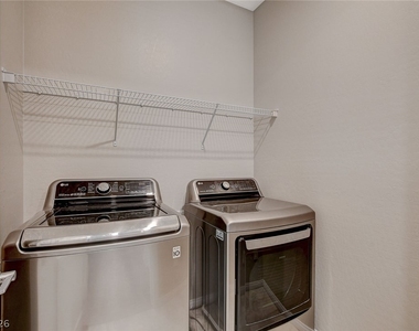 4124 Elegant Chateau Street - Photo Thumbnail 30