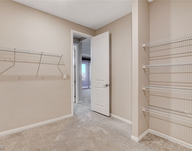 4124 Elegant Chateau Street - Photo Thumbnail 39