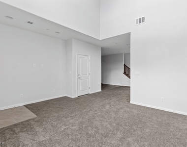 11636 Golden Oriole Avenue - Photo Thumbnail 3