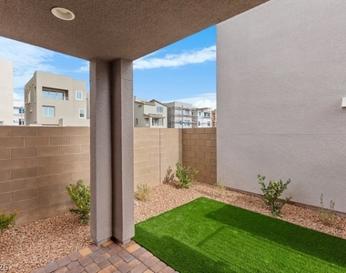 11636 Golden Oriole Avenue - Photo Thumbnail 29