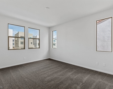 11636 Golden Oriole Avenue - Photo Thumbnail 22