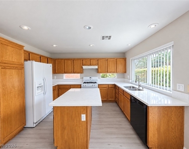 10349 Hunters Meadow Avenue - Photo Thumbnail 18