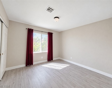 10349 Hunters Meadow Avenue - Photo Thumbnail 11