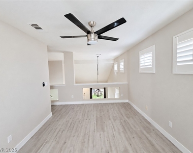 10349 Hunters Meadow Avenue - Photo Thumbnail 12