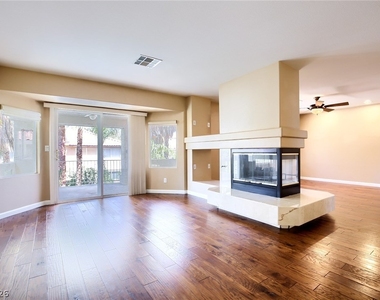 8732 Castle Ridge Avenue - Photo Thumbnail 17