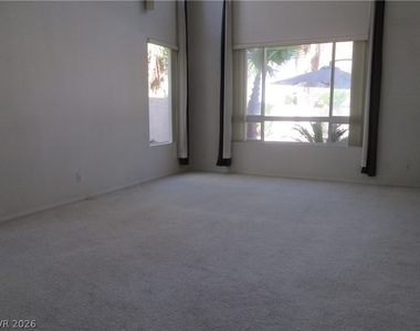 8732 Castle Ridge Avenue - Photo Thumbnail 9