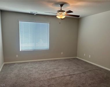 532 Ripple Brook Court - Photo Thumbnail 6