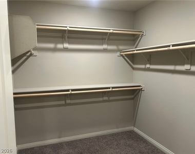 532 Ripple Brook Court - Photo Thumbnail 8