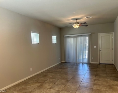 532 Ripple Brook Court - Photo Thumbnail 4