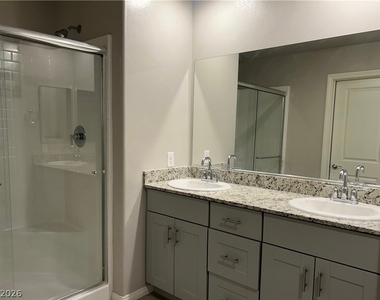 532 Ripple Brook Court - Photo Thumbnail 7