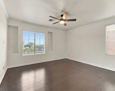 9489 Cormorant Lake Way - Photo Thumbnail 7