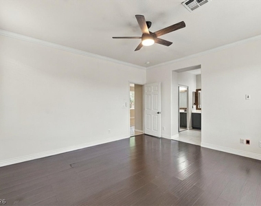 9489 Cormorant Lake Way - Photo Thumbnail 8