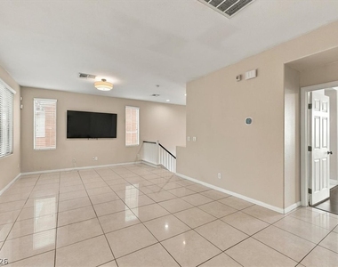 9489 Cormorant Lake Way - Photo Thumbnail 6