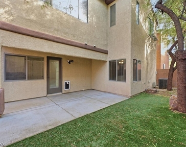 9489 Cormorant Lake Way - Photo Thumbnail 19