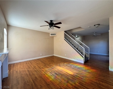 9607 Gunsmith Drive - Photo Thumbnail 7