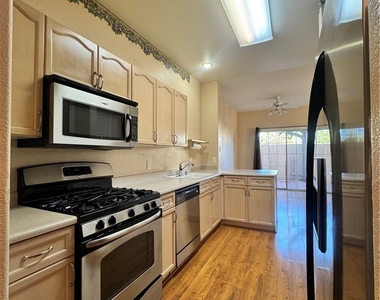 9607 Gunsmith Drive - Photo Thumbnail 10