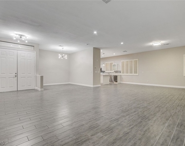 2794 Glen Port Street - Photo Thumbnail 4