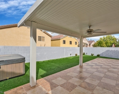 276 Crooked Tree Drive - Photo Thumbnail 15