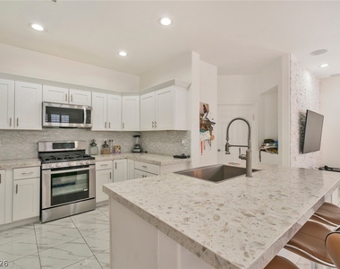 276 Crooked Tree Drive - Photo Thumbnail 4