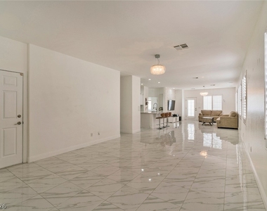 276 Crooked Tree Drive - Photo Thumbnail 11