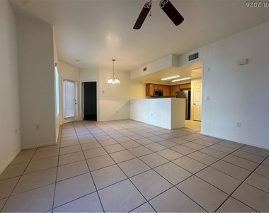 9303 Gilcrease Avenue - Photo Thumbnail 6