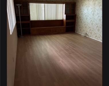 1604 Durell Lane - Photo Thumbnail 2