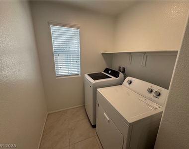 660 Foam Flower Lane - Photo Thumbnail 17