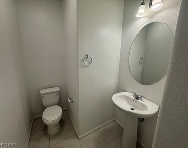 660 Foam Flower Lane - Photo Thumbnail 8