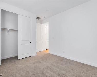 8213 Dwayne Frye Street - Photo Thumbnail 27