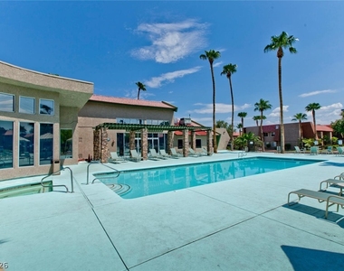 5221 River Glen Drive - Photo Thumbnail 12